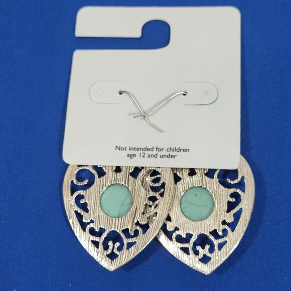 Heart-Shaped Vanity Earrings With Faux Turquoise Stone & Filigree Design - Picture 3 of 4